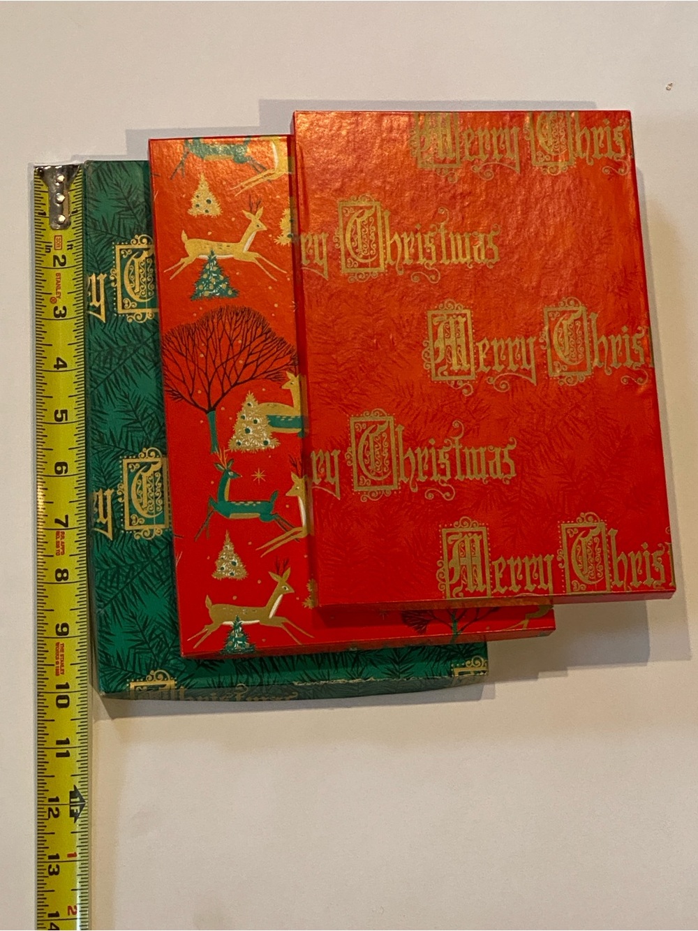 57 vintage 1960s Christmas boxes. - Picture 7 of 16
